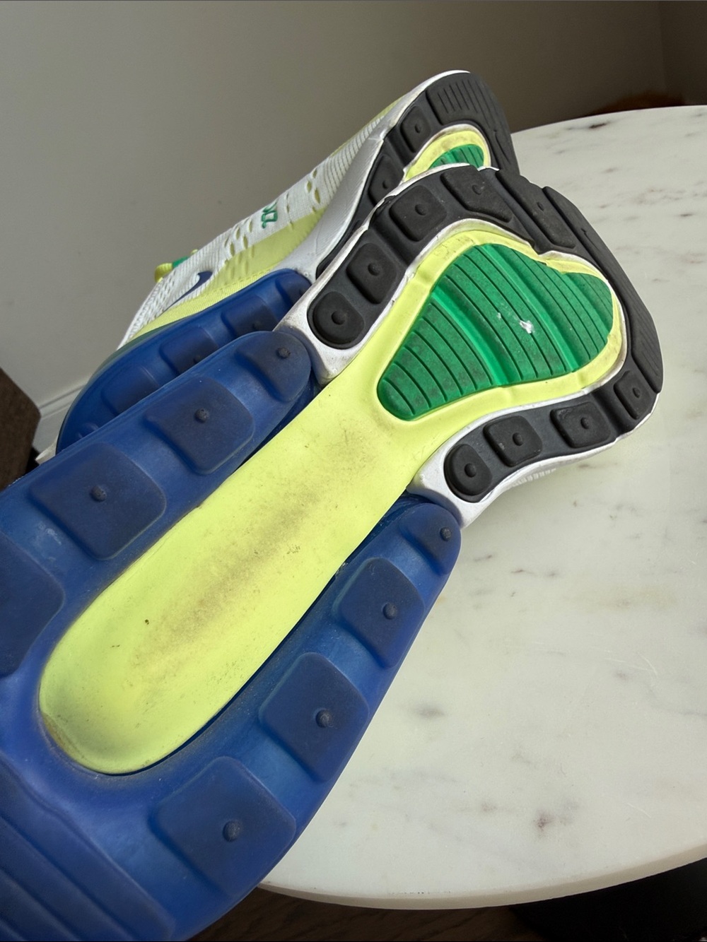 Nike Air Max 270 White, Neon Yellow & Blue 6Y - Picture 7 of 9
